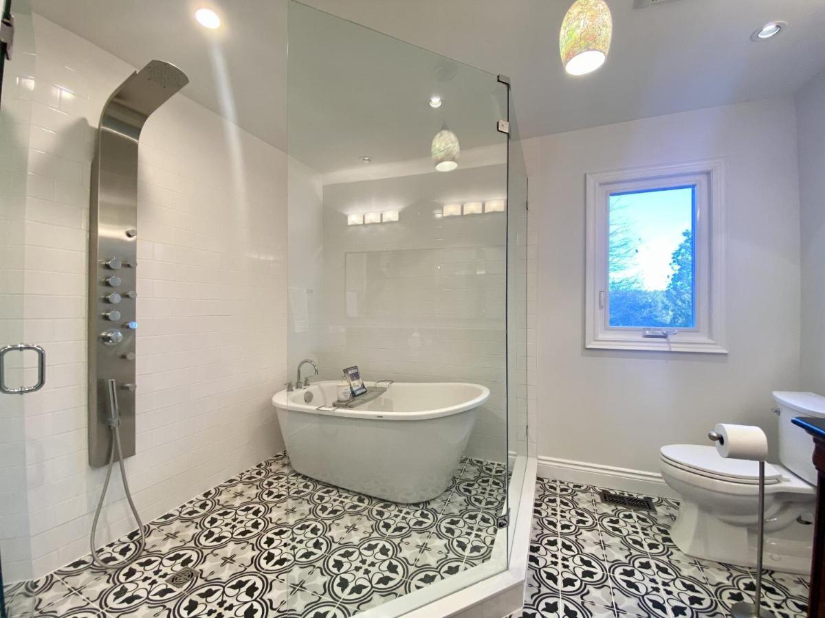 5000+ Sqft Cottage Near Toronto Bolton Ngoại thất bức ảnh