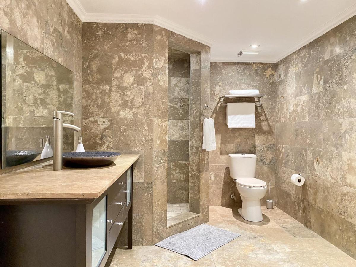 5000+ Sqft Cottage Near Toronto Bolton Ngoại thất bức ảnh